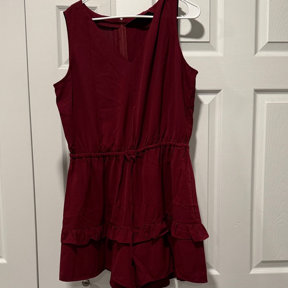 SHEIN Burgundy Sleeveless Romper